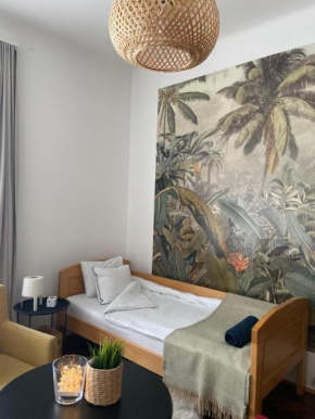 Flora Apartment